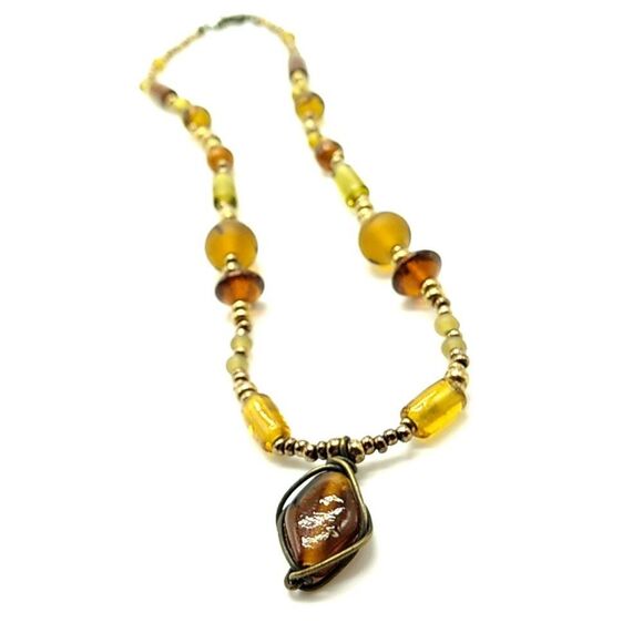 Topaz-Amber Glass Beaded Necklace with Gold-tone beads - Picture 3 of 9